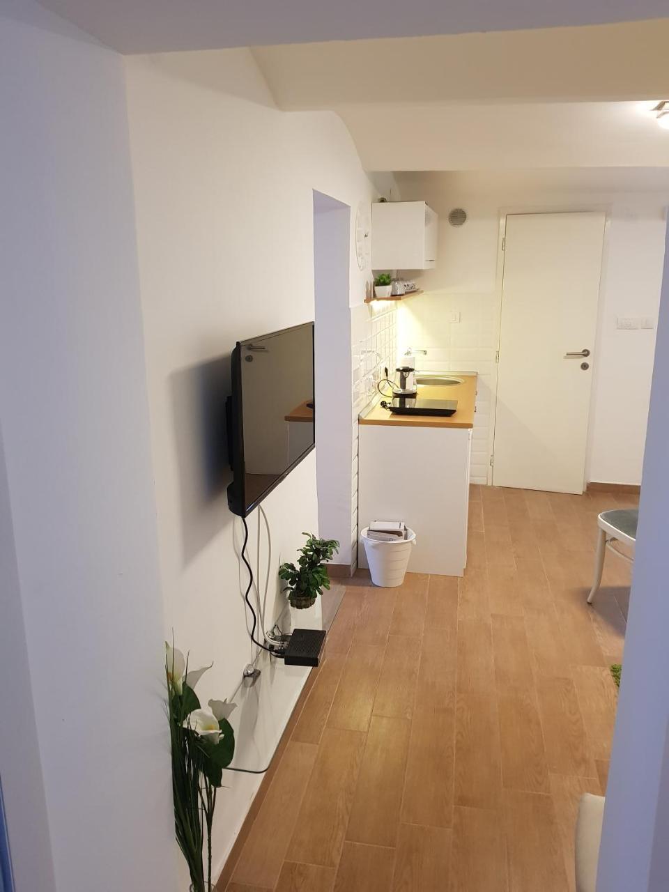 Apartment Inter *